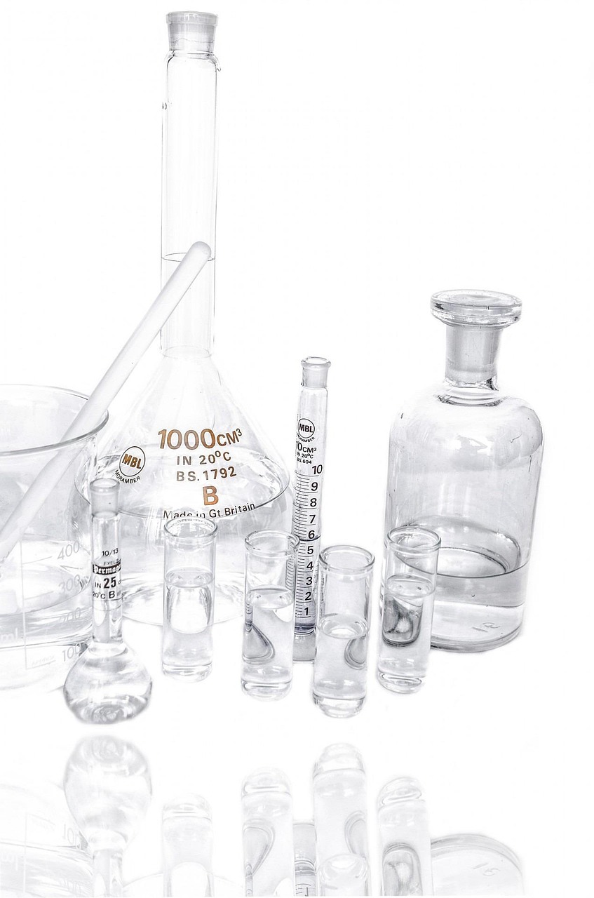 分析耐水解金屬催化劑對(duì)聚氨酯薄膜性能的改善